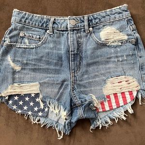 GARAGE Denim American Flag Pocket Shorts (Size 3)